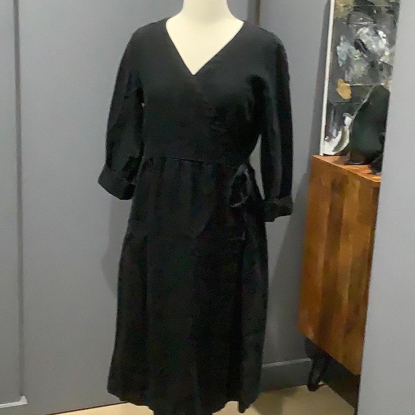 Artemesia Black Kimono Style Midi Wrap Dress - Women